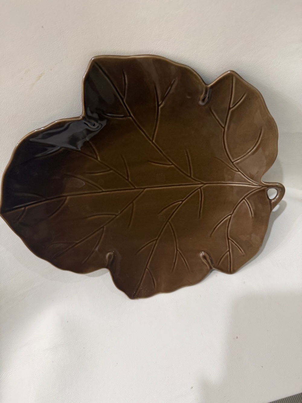 Global Views Glazed Leaf Serving Platter Dish Deep Fall Brown 10 3/4 X 9 3/4